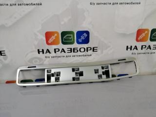 Накладка на центральную консоль (торпеды) правая Volkswagen Touareg 2012