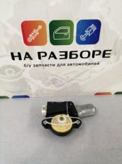 Моторчик люка TOYOTA Land Cruiser 2008