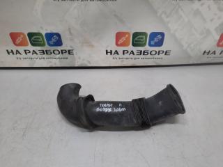 Воздухозаборник правый Volkswagen Touareg 2004