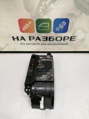 Накладка на консоль между сиденьями TOYOTA CAMRY 2013 Б/У Накладка на консоль между сиденьями TOYOTA CAMRY 2013