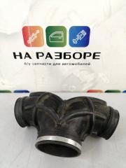 Патрубок воздушного фильтра Volkswagen Touareg 2004