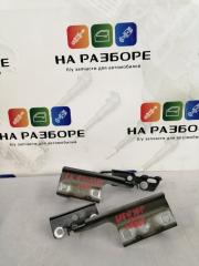 Петля капота Chevrolet TrailBlazer 2003