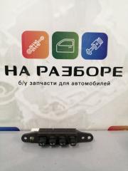 Кнопка управления сиденьями передняя левая toyota LAND CRUISER