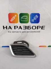 Дефлектор на торпедо левый Hyundai SOLARIS Б/У Дефлектор на торпедо левый Hyundai SOLARIS