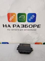 Блок управления парктроником Volkswagen Touareg 2013