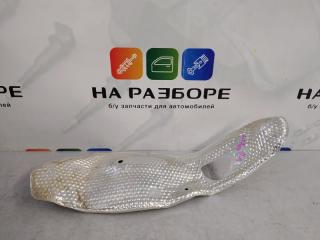 Теплозащитный экран глушителя передний левый TOYOTA Land Cruiser 2016