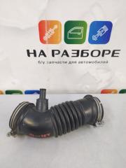 Патрубок воздушного фильтра TOYOTA AVENSIS 2010