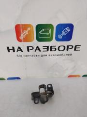 Замок капота правый Mercedes-Benz C-Class 2001