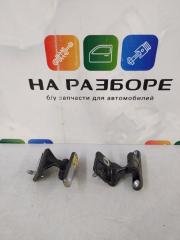 Петля двери задняя левая Mercedes-Benz C-Class 2001 Б/У Петля двери задняя левая Mercedes-Benz C-Class 2001