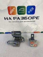 Петля двери задняя левая Volkswagen Touareg 2003 Б/У Петля двери задняя левая Volkswagen Touareg 2003