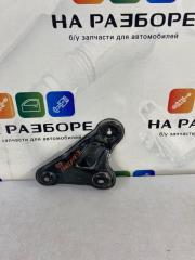 Кронштейн подрамника передний правый Hyundai Santa Fe 2012