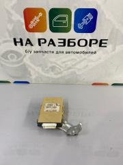 Блок управления бортовой сети TOYOTA Land Cruiser 2012