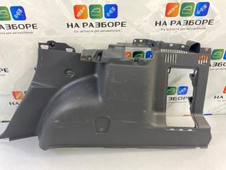 Обшивка багажника правая Renault Duster 2017