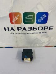 Блок управления дверьми Toyota Land Cruiser 2008