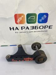Подушка редуктора передняя правая Toyota Land Cruiser 2008
