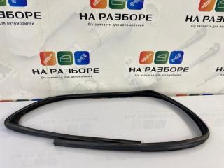 Уплотнительная резинка стекла двери передняя правая Opel Corsa (D) 2007