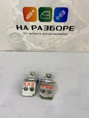 Запчасть петля двери передняя правая Peugeot 206 2008