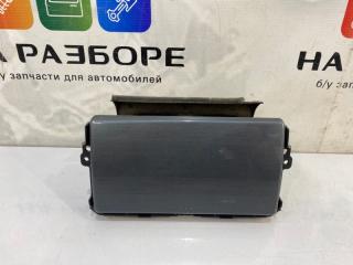 Накладка на консоль между сиденьями Mazda 6 2005 Б/У Накладка на консоль между сиденьями Mazda 6 2005