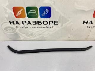 Уплотнительная резинка на дверь задняя правая Mazda 6 2005