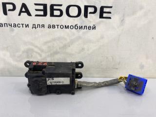Сервопривод заслонки отопителя Mazda 626