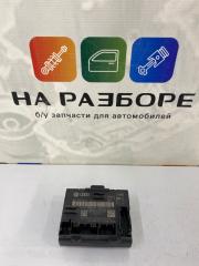 Блок управления дверьми передний правый Audi Q3 2012