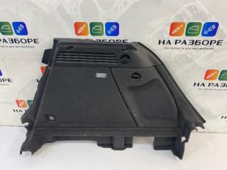 Обшивка багажника задняя правая Audi Q3 2012