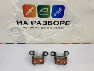 Петля крышки багажника Chevrolet Captiva 2007