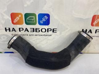 Патрубок интеркулера Audi Q7 2017 Б/У Патрубок интеркулера Audi Q7 2017