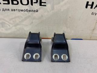 Петля крышки багажника Ford Focus 2007