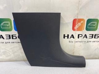 Накладка на порог внутренняя передняя правая Skoda Rapid 2020