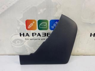 Накладка на консоль между сиденьями левая TOYOTA Land Cruiser 2010 Б/У Накладка на консоль между сиденьями левая TOYOTA Land Cruiser 2010