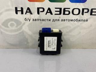 Блок управления стеклоочистителями TOYOTA Land Cruiser 2010