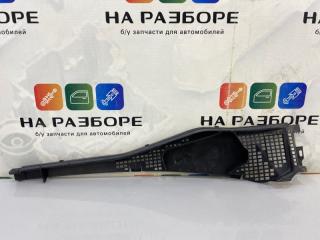 Накладка рамы ветрового окна ( жабо ) левая Renault Duster 2012 Б/У Накладка рамы ветрового окна ( жабо ) левая Renault Duster 2012