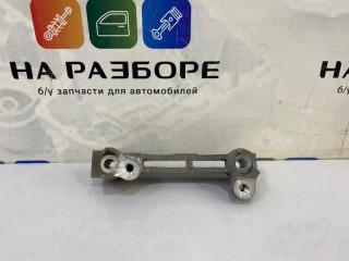 Кронштейн опоры правый TOYOTA rav4 2014