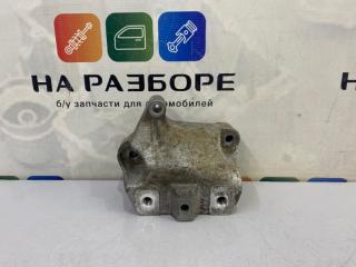 Кронштейн опоры левый Volkswagen Golf 2007