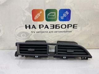 Дефлектор на торпедо Kia RIO Б/У Дефлектор на торпедо Kia RIO