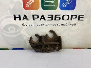 Кронштейн троса КПП TOYOTA AURIS 2007 Б/У Кронштейн троса КПП TOYOTA AURIS 2007