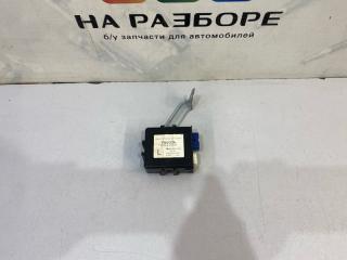 Блок управления стеклоочистителями TOYOTA Land Cruiser 2010