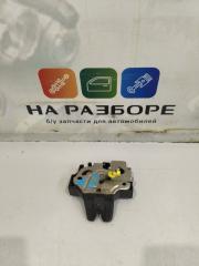 Замок багажника Toyota Corolla 2007