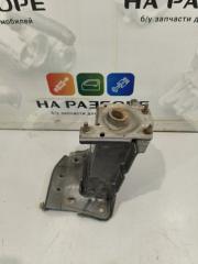 Крепление усилителя бампера переднее левое JUKE 2014 1