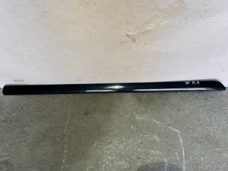 Запчасть молдинг на дверь передний левый Volvo V70 2011