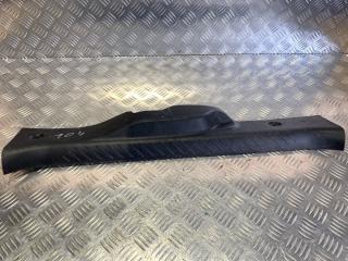 Фото запчасти накладка на порог передняя правая Ford Escape 2008 Б/У запчасть Запчасть накладка на порог передняя правая Ford Escape 2008