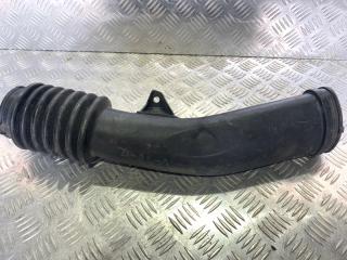 Запчасть патрубок воздушного фильтра Volvo V70 2012