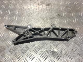 Запчасть кронштейн Volvo S80