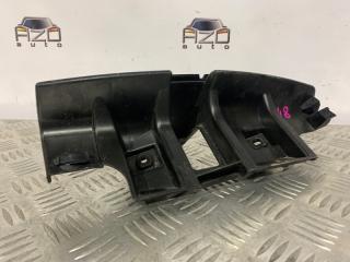 Крепление бампера заднее правое C30 2011 1