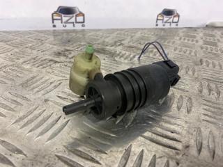 Запчасть насос стеклоомывателя Audi A4