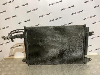 Радиатор кондиционера Volkswagen Golf