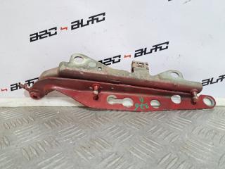 Запчасть петля капота правая Volvo S60 2005