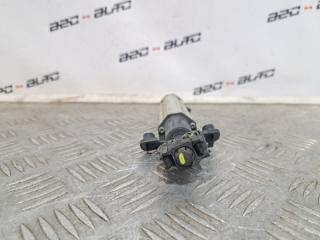 Форсунка омывателя правая Volvo S60 2012