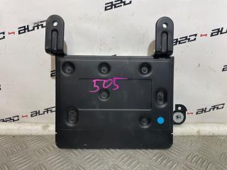 Запчасть усилитель акустической системы Volvo V40 2014